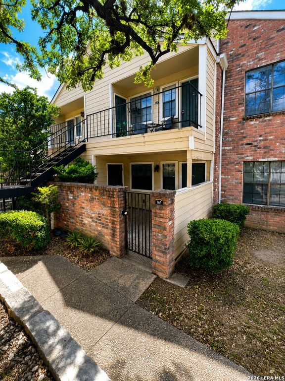 11610 Vance Jackson Rd Apt 867, San Antonio, TX 78230