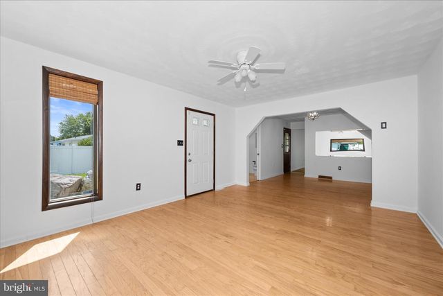 376 VALLEY DRIVE, Fayetteville, PA 17222