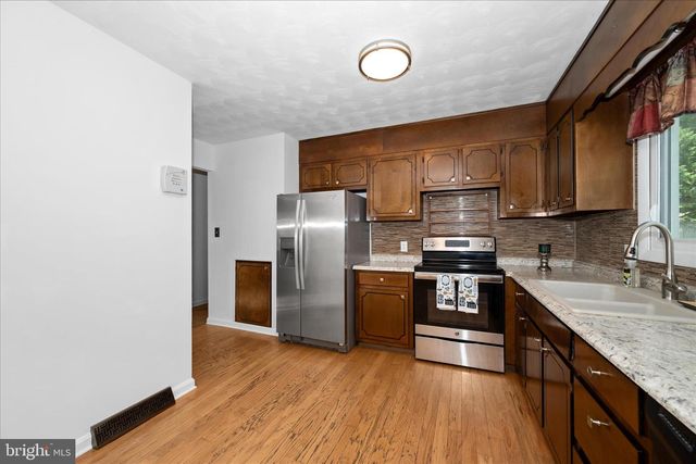 376 VALLEY DRIVE, Fayetteville, PA 17222