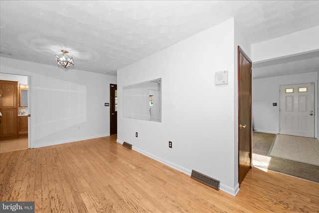376 VALLEY DRIVE, Fayetteville, PA 17222