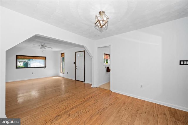 376 VALLEY DRIVE, Fayetteville, PA 17222