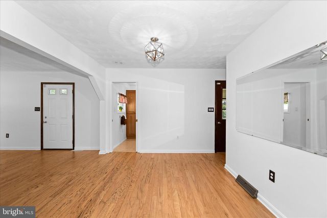 376 VALLEY DRIVE, Fayetteville, PA 17222