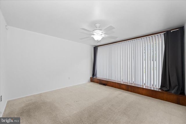 376 VALLEY DRIVE, Fayetteville, PA 17222