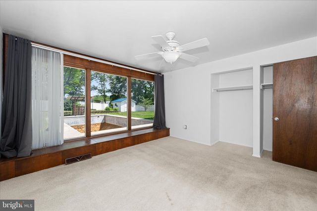 376 VALLEY DRIVE, Fayetteville, PA 17222