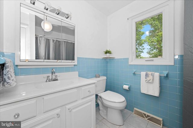 376 VALLEY DRIVE, Fayetteville, PA 17222