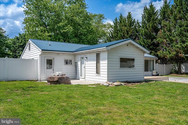 376 VALLEY DRIVE, Fayetteville, PA 17222