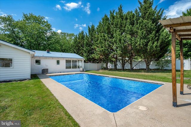 376 VALLEY DRIVE, Fayetteville, PA 17222