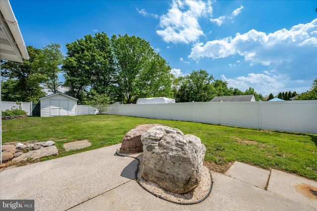 376 VALLEY DRIVE, Fayetteville, PA 17222