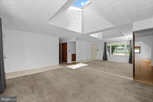 376 VALLEY DRIVE, Fayetteville, PA 17222