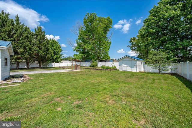 376 VALLEY DRIVE, Fayetteville, PA 17222