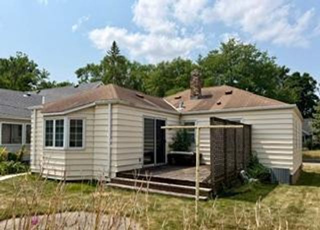 2620 York Avenue N, Robbinsdale, MN 55422