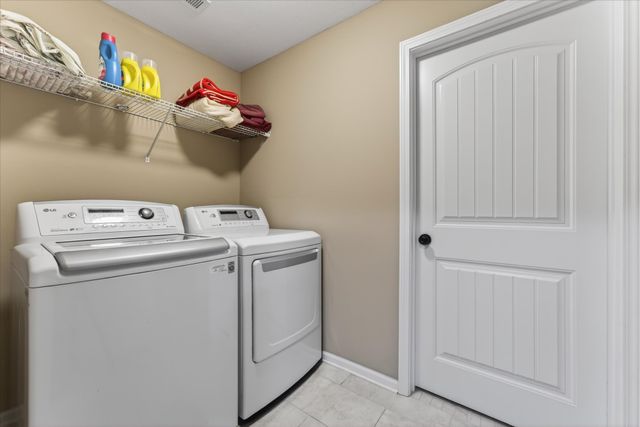 1990 Jackie Lorraine Dr, Clarksville, TN 37042