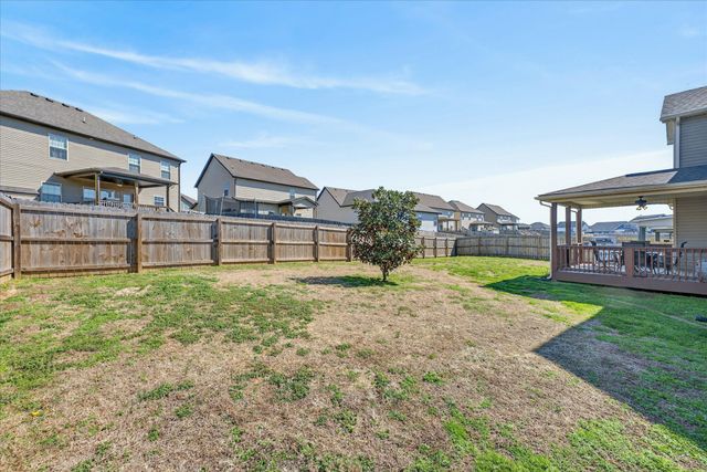 1990 Jackie Lorraine Dr, Clarksville, TN 37042