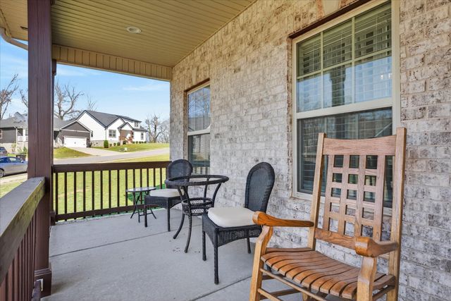 1990 Jackie Lorraine Dr, Clarksville, TN 37042