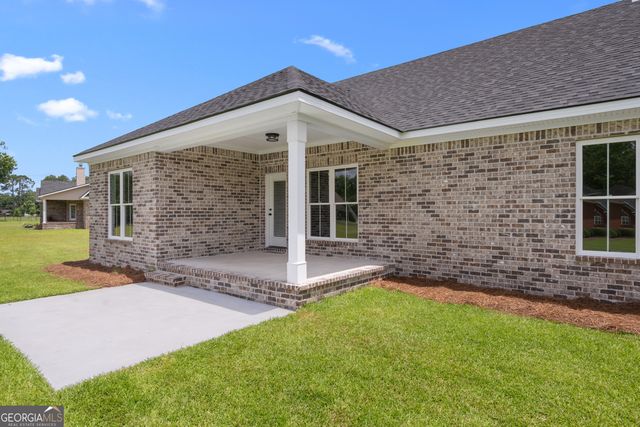 10 Honeysuckle Drive, Claxton, GA 30417