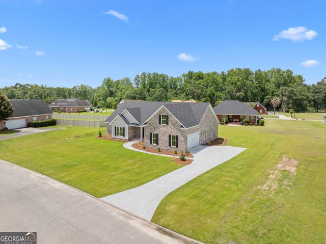 10 Honeysuckle Drive, Claxton, GA 30417
