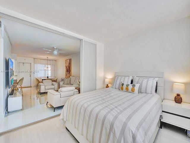 300 Golden Isles Dr 312, Hallandale Beach, FL 33009