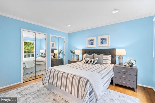 8 GLAZEBROOK CT, Gaithersburg, MD 20878