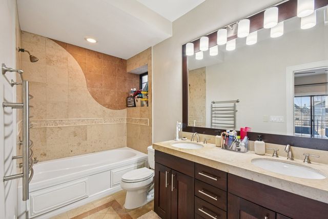 3815 N Kedzie Avenue 2S, Chicago, IL 60618