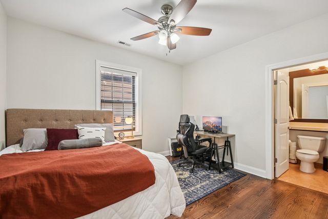 3815 N Kedzie Avenue 2S, Chicago, IL 60618