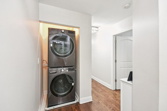 3815 N Kedzie Avenue 2S, Chicago, IL 60618