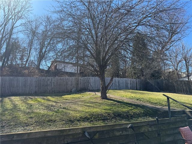 529 Craighead St, Canonsburg, PA 15317