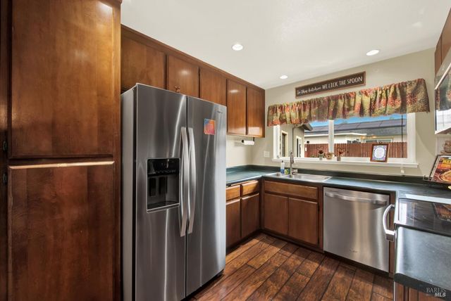 1404 Donner Ct, Suisun City, CA 94585