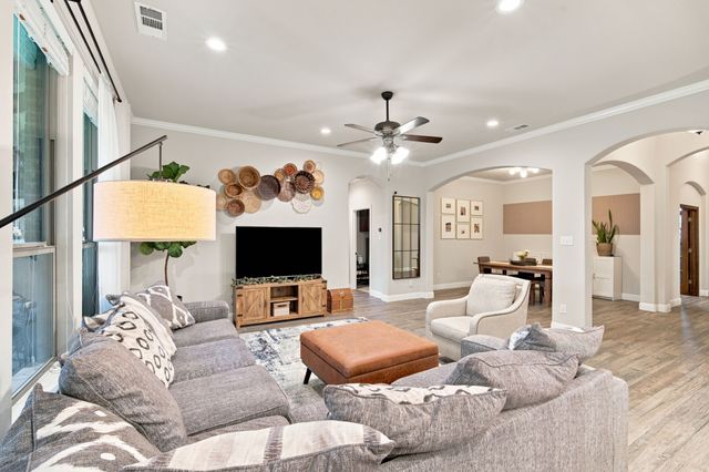 229 White Willow Way, Midlothian, TX 76065