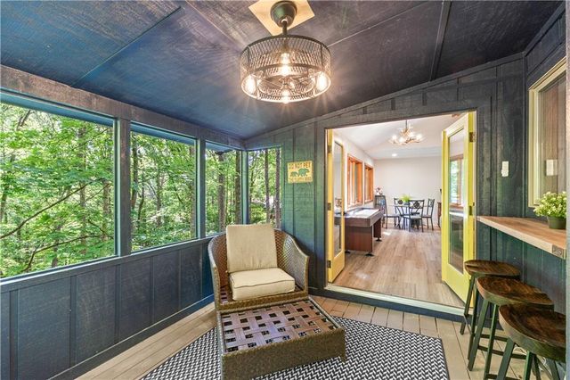 49 Baum Weg, Helen, GA 30545
