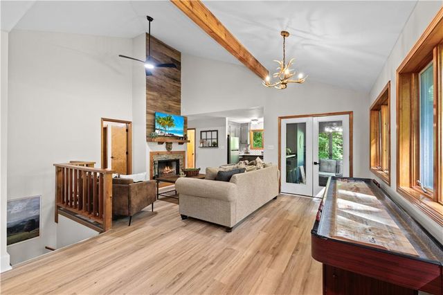 49 Baum Weg, Helen, GA 30545