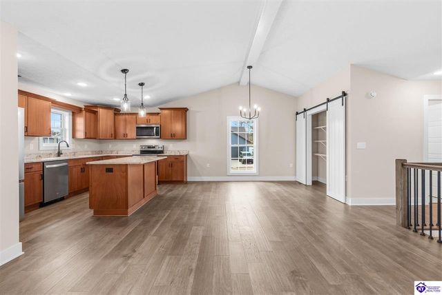 504 Ashwood Avenue, Elizabethtown, KY 42701
