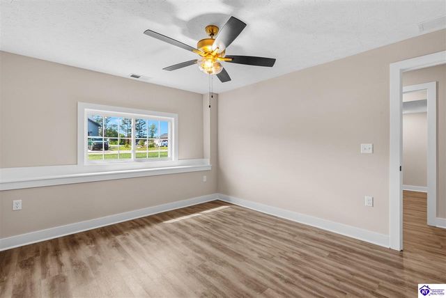 504 Ashwood Avenue, Elizabethtown, KY 42701