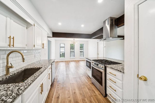 6947 S 30th West Avenue, Tulsa, OK 74132