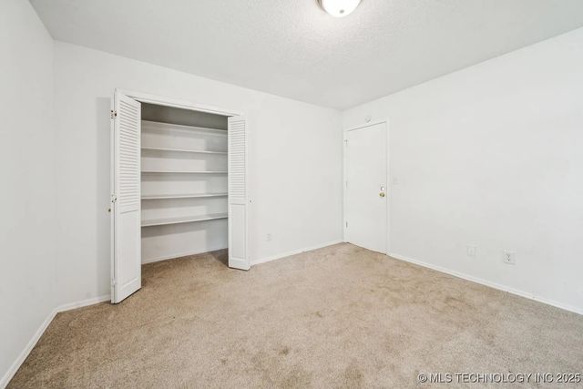 6947 S 30th West Avenue, Tulsa, OK 74132