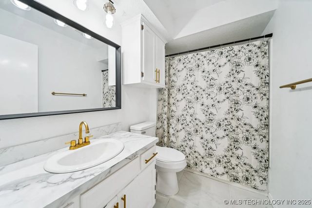 6947 S 30th West Avenue, Tulsa, OK 74132