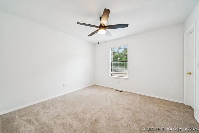 6947 S 30th West Avenue, Tulsa, OK 74132