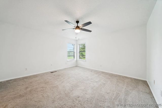 6947 S 30th West Avenue, Tulsa, OK 74132