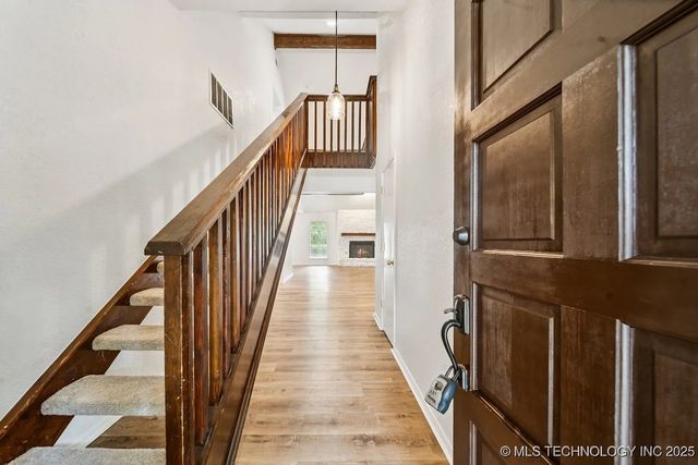 6947 S 30th West Avenue, Tulsa, OK 74132