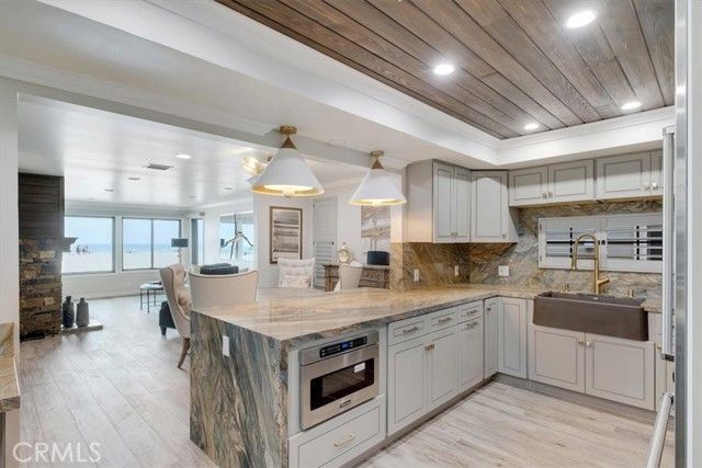 2808 W Oceanfront, Newport Beach, CA 92663