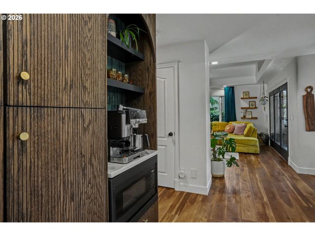 670 PALISADES Dr Se, Salem, OR 97302