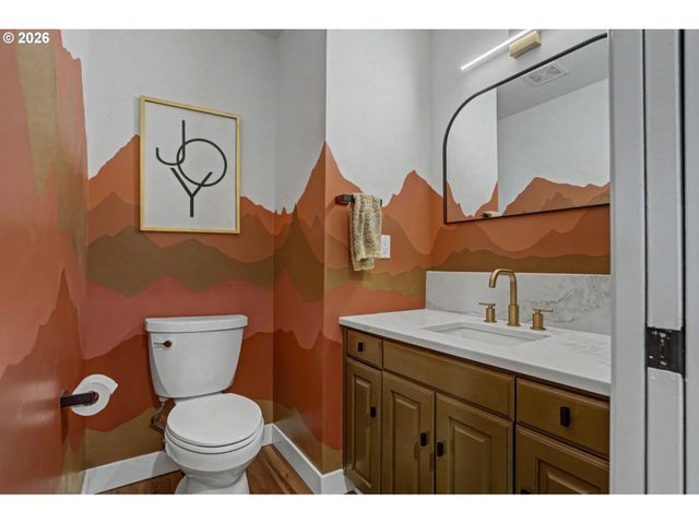 670 PALISADES Dr Se, Salem, OR 97302