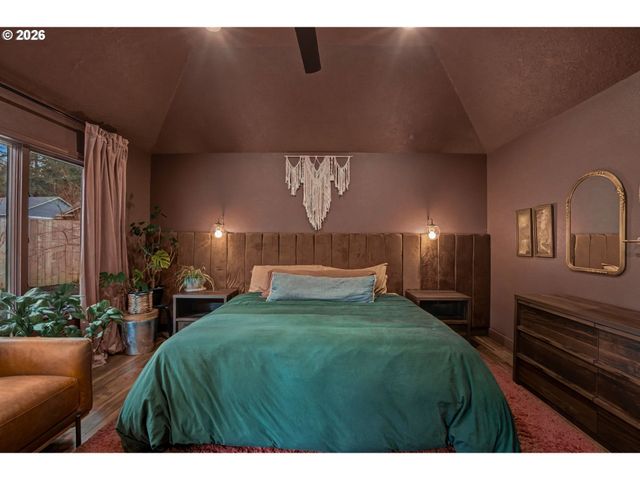 670 PALISADES Dr Se, Salem, OR 97302