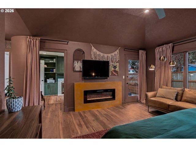 670 PALISADES Dr Se, Salem, OR 97302