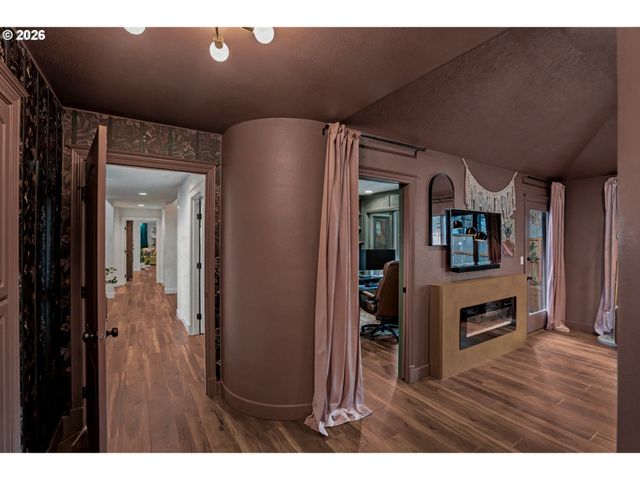 670 PALISADES Dr Se, Salem, OR 97302