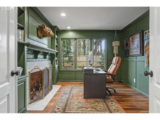 670 PALISADES Dr Se, Salem, OR 97302