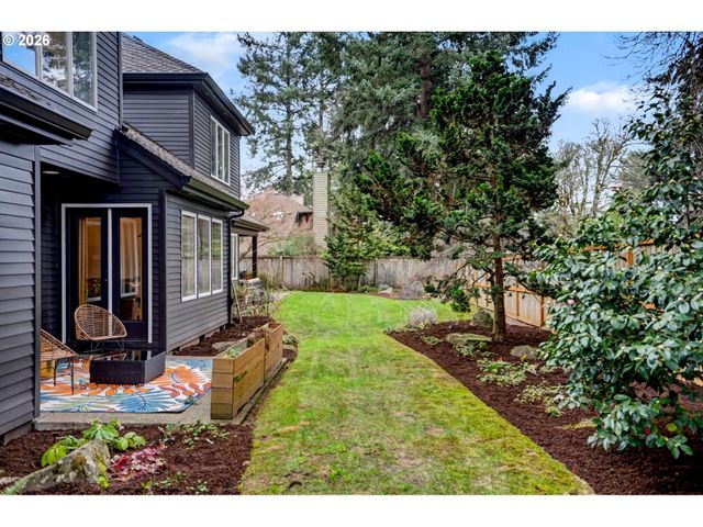670 PALISADES Dr Se, Salem, OR 97302