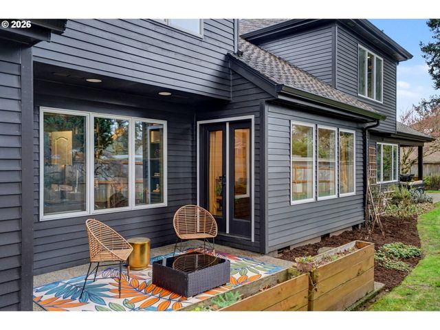 670 PALISADES Dr Se, Salem, OR 97302