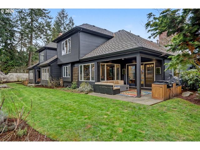 670 PALISADES Dr Se, Salem, OR 97302