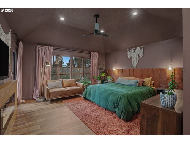 670 PALISADES Dr Se, Salem, OR 97302