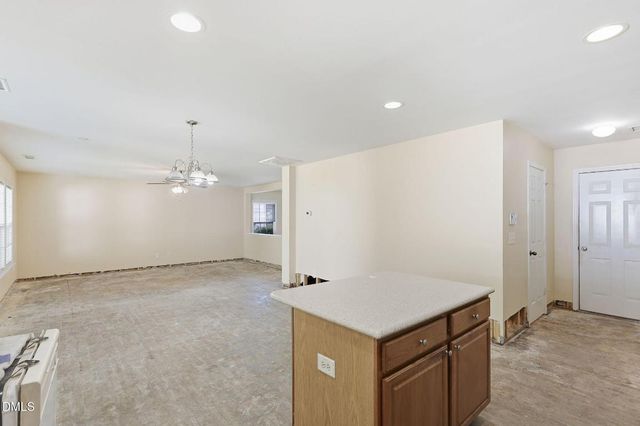 75 Averasboro Drive, Clayton, NC 27520